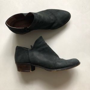 Short black Lucky brand booties size 8.5